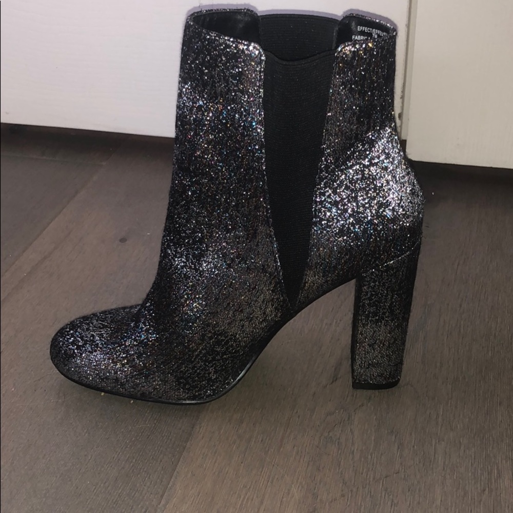 Steve Madden Boot - Picture 2 of 3